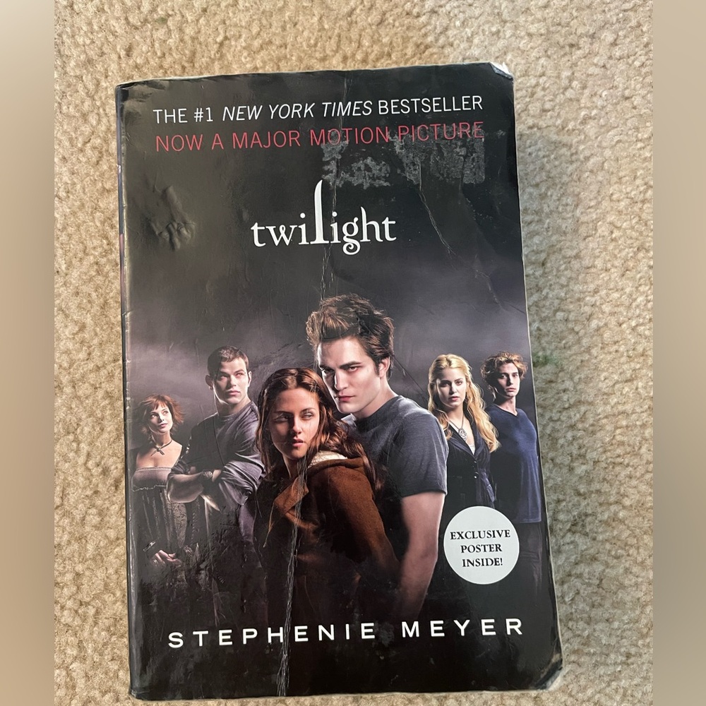 Twilight Paperback Book by Stephenie Meyer - Black & Brown Cover